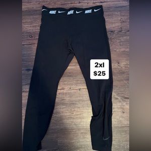 Barley worn Nike leggings